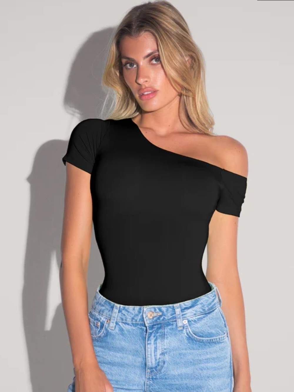TA3 XL One-Shoulder Black Women's Top